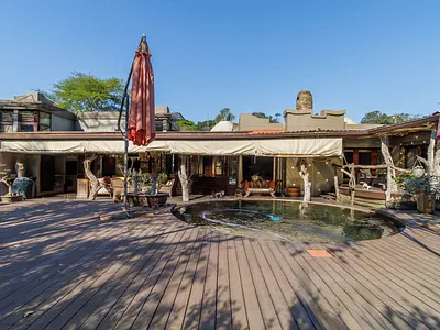 4 Bedroom House For Sale in Kloof - OoX9.webp