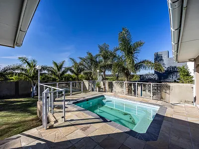 4 Bedroom House For Sale in East London - EAu5.webp