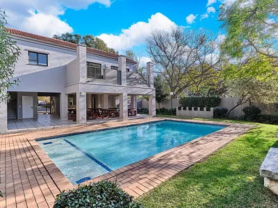 1 Bedroom Apartment For Sale in Sandton - img
