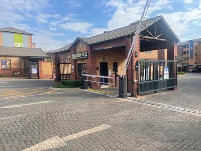 2 Bedroom Apartment For Sale in Pretoria - 2QOU.webp