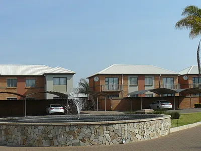 2 Bedroom Apartment For Sale in Pretoria - YVwn.webp