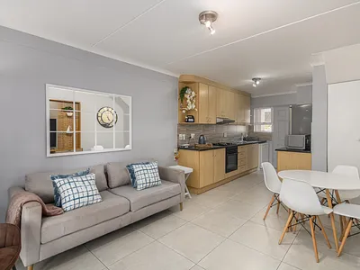 3 Bedroom House To Rent in Blouberg - IlY7.webp