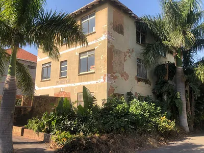 6 Bedroom Apartment For Sale in Durban - UuWI.webp