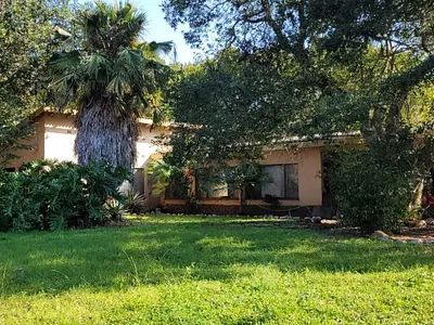 10 Bedroom House For Sale in Kwambonambi - L17R.webp