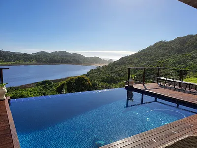 4 Bedroom Townhouse For Sale in East London - 83dh.webp