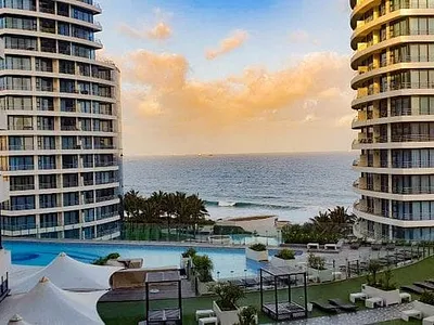 0.5 Bedroom Apartment For Sale in Umhlanga - co6V.webp