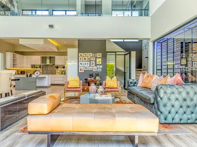 4 Bedroom House For Sale in Sandton - oh1m.webp
