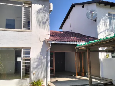 3 Bedroom Apartment For Sale in Pretoria - TMKZ.webp