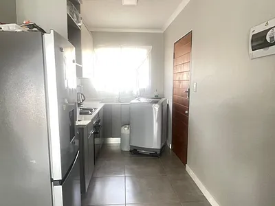 2 Bedroom Apartment For Sale in Pretoria - TZ46.webp