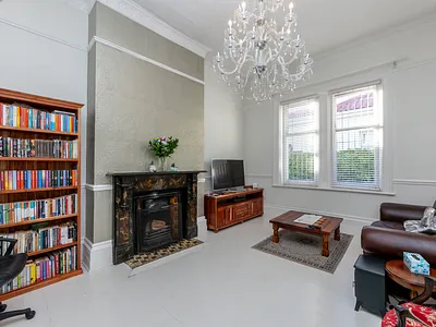 4 Bedroom House For Sale in Cape Town - Qkjk.webp