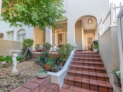 3 Bedroom Townhouse For Sale in Durban - DnQj.webp