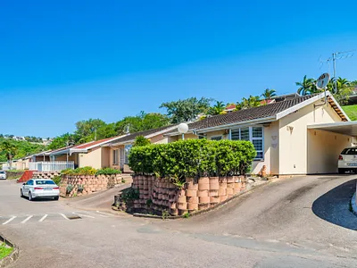 2 Bedroom Townhouse For Sale in Durban - rVoO.webp