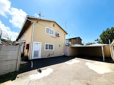 2 Bedroom Townhouse For Sale in Durban - XoUU.webp