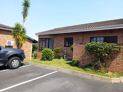 2 Bedroom Townhouse For Sale in Margate - Kg64.webp