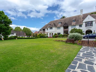 2 Bedroom Apartment For Sale in Cape Town - zj9x.webp