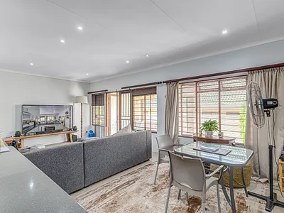 3 Bedroom Townhouse For Sale in Randburg - Xxkd.webp