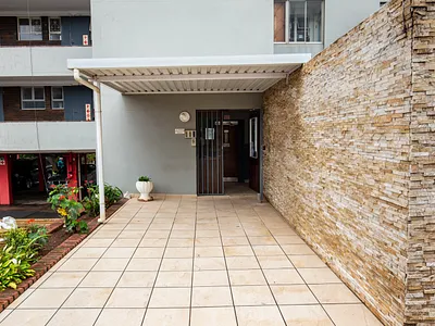 2 Bedroom Townhouse For Sale in Durban - WhX5.webp