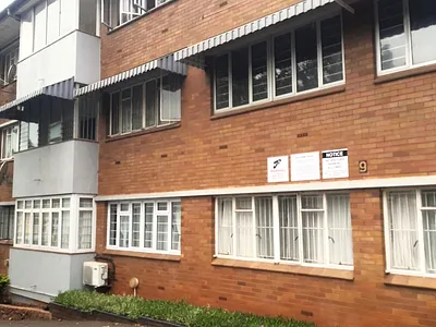 1.5 Bedroom Apartment For Sale in Durban - Vu2m.webp
