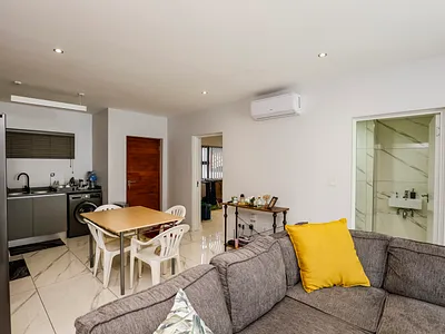 2 Bedroom Apartment For Sale in Durban - qXJQ.webp