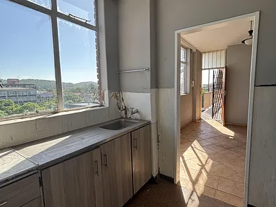 3 Bedroom Apartment For Sale in Pretoria - keJm.webp
