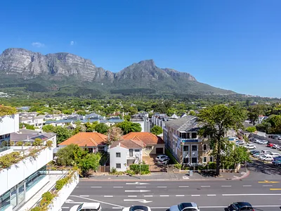 3 Bedroom Apartment For Sale in Cape Town - U1Ed.webp