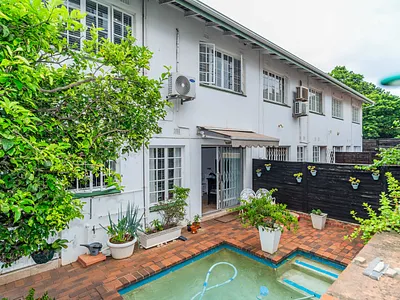 3 Bedroom Townhouse For Sale in Durban - QnJX.webp