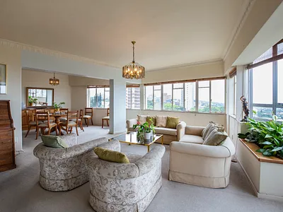 4 Bedroom Apartment For Sale in Durban - SOoq.webp