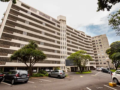 4 Bedroom Apartment For Sale in Durban - x0b2.webp