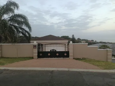 4 Bedroom House For Sale in Margate - SzTd.webp