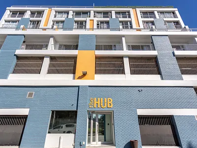 1 Bedroom Apartment For Sale in Cape Town - uyyG.webp