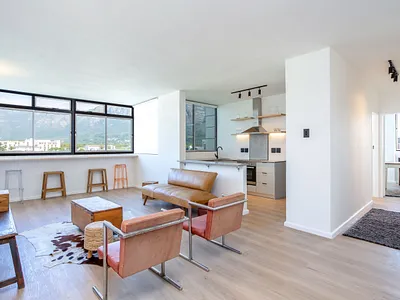 2 Bedroom Apartment For Sale in Cape Town - ogjD.webp