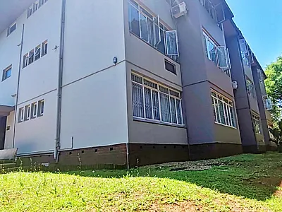 1.5 Bedroom Apartment For Sale in Durban - OUlT.webp