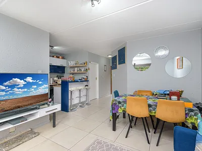 1 Bedroom Apartment To Rent in Johannesburg - img