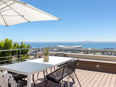 3 Bedroom Apartment For Sale in Cape Town - mPn8.webp