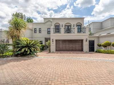 4 Bedroom House For Sale in Sandton - x22V.webp