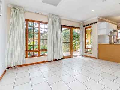 1 Bedroom House To Rent in Johannesburg - AzuA.webp