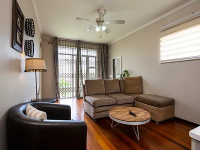 1 Bedroom Apartment For Sale in Durban - rbrP.webp