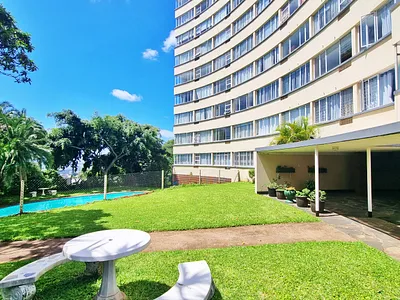 1.5 Bedroom Apartment For Sale in Durban - oA0F.webp