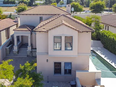 3 Bedroom House For Sale in Durbanville - EgvD.webp