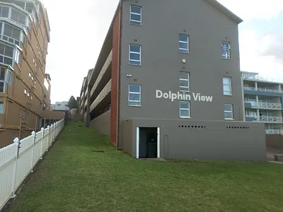 2 Bedroom Apartment For Sale in Margate - lz50.webp