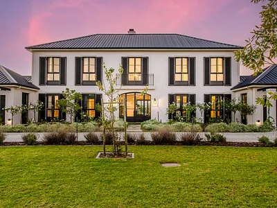 5 Bedroom House For Sale in Paarl - ip8s.webp