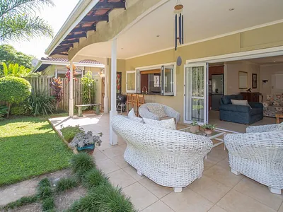2 Bedroom Townhouse For Sale in Durban North - wUV7.webp