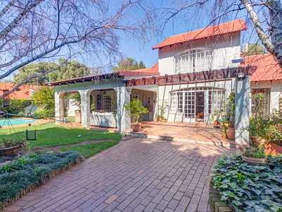 5 Bedroom House For Sale in Randburg - c68l.webp