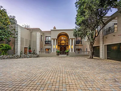 5 Bedroom House For Sale in Sandton - TsHG.webp