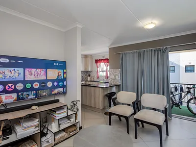2 Bedroom Apartment For Sale in Kraaifontein - Y7Tt.webp