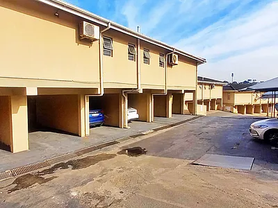 2 Bedroom Apartment For Sale in Durban - Iu77.webp