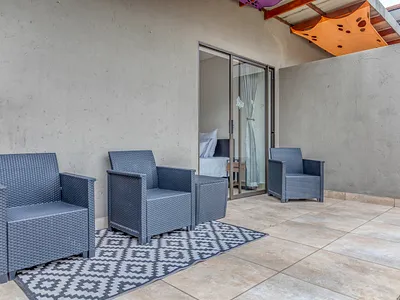 1 Bedroom Apartment To Rent in Sandton - 0ACv.webp