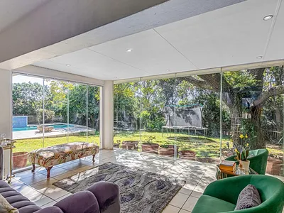 3 Bedroom House For Sale in Sandton - vGZ7.webp