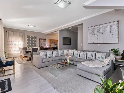 3 Bedroom Townhouse For Sale in Randburg - o2CV.webp