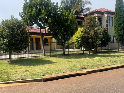 9 Bedroom House For Sale in Pretoria - img